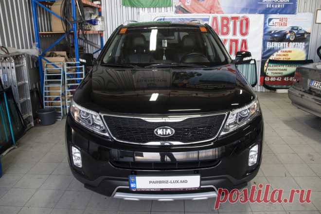 Лобовое стекло Kia Sorento в Кишиневе. Замена, продажа и ремонт.