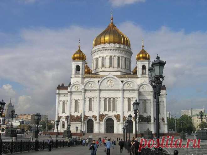 Почему в церкви становится плохо? Приходилось сталкиваться с жалобами на то, что в церкви становится плохо? У кого-то спина болеть начинает, кто-то задыхается, а иных крестик 