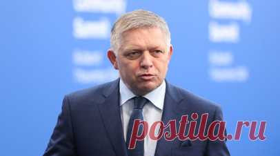Фицо заявил, что он против идеи прекратить импорт энергосырья из России в ЕС. Премьер Словакии Роберт Фицо заявил, что проинформировал главу Евросовета Антониу Кошту о своей позиции по прекращению импорта энергосырья из России в ЕС. Читать далее