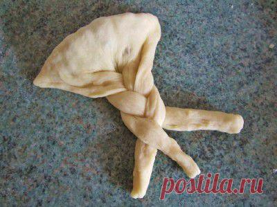 Пирожки разных видов формовки с рисово-мясной начинкой : Выпечка несладкая