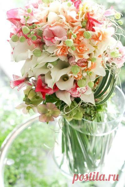 Найдено на сайте vestidoslindosatelier.tumblr.com.