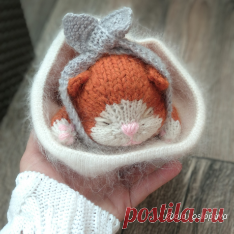 🌱Мастер-класс «Шотландский вислоухий котенок» (спицами)
❗Внимание! Данный мастер-класс не содержит уроков вязания и предназначен для мастеров обладающими навыками вязания  спицами.