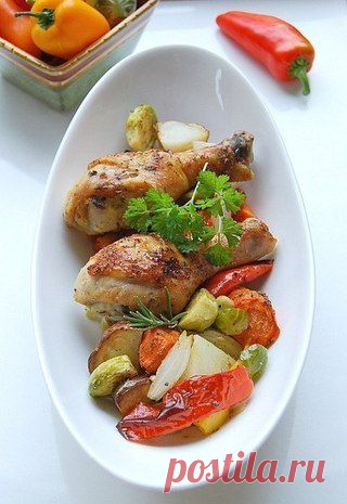 Курица, запечённая с овощами | Готовим вместе