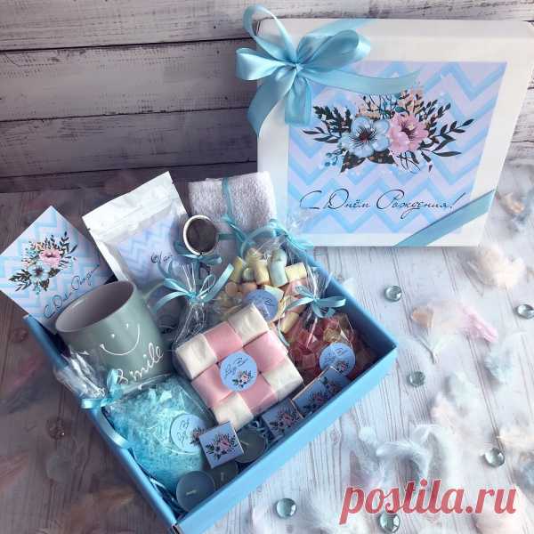 Подарочные наборы для бабушки на день рождения - купить подарочный бокс в Москве