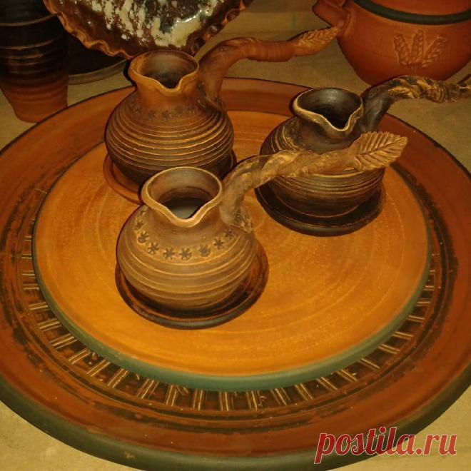 Публикация Гончар Сергей Нагаев в Instagram • Янв 6, 2018 at 9:53 UTC 20 отметок «Нравится», 1 комментариев — Гончар Сергей Нагаев (@mastersergei71) в Instagram: «Для тех, кто знает вкус настоящего кофе эти керамические '' турочки''. #гончар #гончарныикруг…»