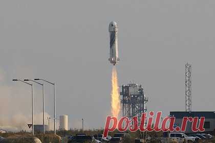 США завершили расследование неудачного пуска New Shepard. Федеральное управление авиации США завершило расследование состоявшегося в сентябре 2022 года неудачного пуска суборбитального корабля New Shepard компании Blue Origin. Об этом сообщает SpaceNews. Причиной нештатной ситуации с кораблем регулятор назвал «конструкционный отказ сопла двигателя [BE-3PM]».