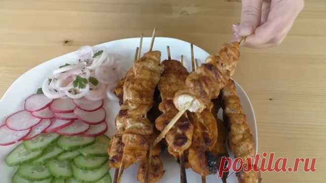 Куриные шашлычки. Я нарезаю полосками курицу и мариную в кефире и специях - БУДЕТ ВКУСНО! - медиаплатформа МирТесен