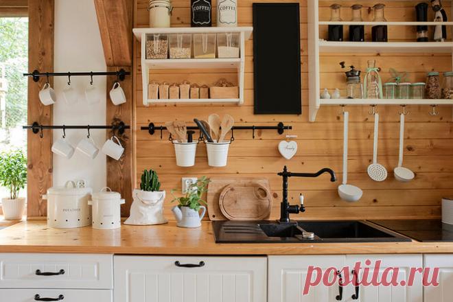 Чем покрасить рыжую вагонку внутри дома?