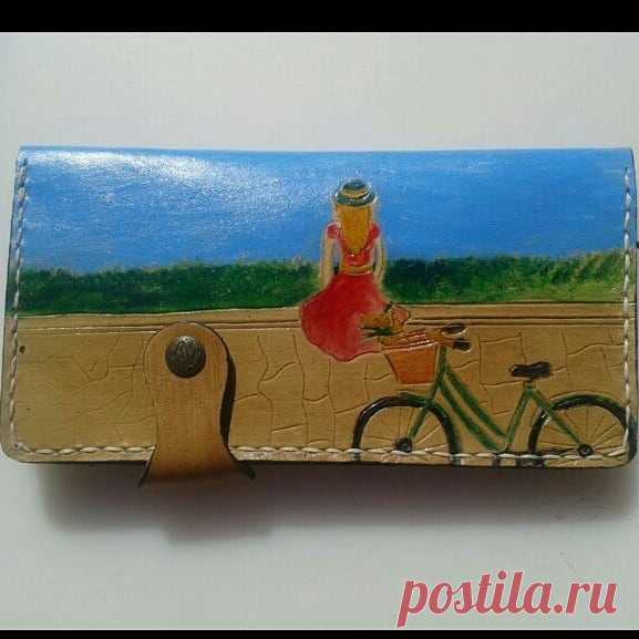 Yakında tekrar stoklarda.
Özel tasarım el yapımı 
Deri Cüzdanlar 60 tl.
Ebat 20×12 cm
Kapida ödeme imkan ile.
whatsapp sipariş 0545 247 41 94

#etnik#otantik#tarz#kadiköy#elyapımı#dogal#pazen#dogalkumaş#elyapımı#orjinal#pamuk#kapıdaödeme#bohem#keten  #salaş#patik#şal#tülbent#italyankece#italyanelbise#nepal#hintelbise