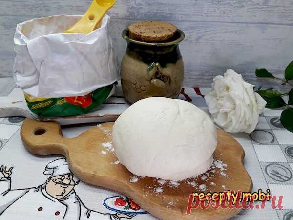 Постное дрожжевое тесто для пирожков и пирогов
✅ Ингредиенты:
▫️ мука в/с - 300 г;
▫️ очищенная вода (34-38 градусов) - 150 мл;
▫️ соль "Экстра" - 0,5 ч. ложки;
▫️ сахар белый - 1 ч. ложка;
▫️ дрожжи сухие - 3 г.