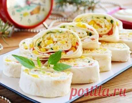 Крабовый салат в лаваше