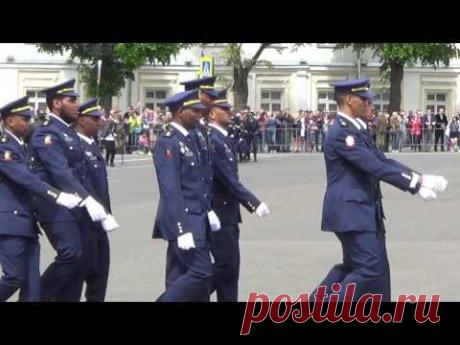 Ярославль.  Выпуск ракетчиков. Строевая песня). 17.06.2017 г.