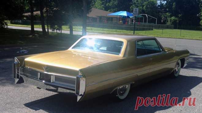 1965 Cadillac Coupe Deville | T141 / Harrisburg 2016