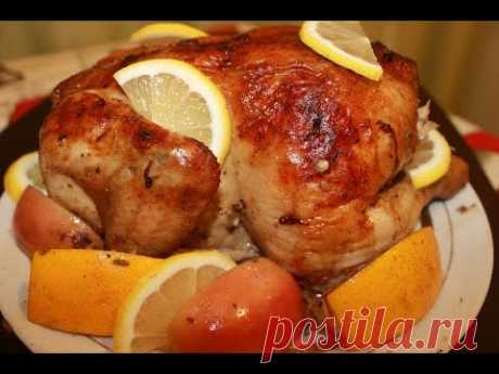 КУРИЦА,ЗАПЕЧЕННАЯ С ЯБЛОКАМИ И АПЕЛЬСИНАМИ.Очень вкусно!