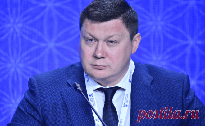 Генсек РФС: «Игра с абстрактными пакистанскими футболистами невозможна». Сборная России не провела товарищеских встреч в октябре. Как так получилось, что ждет национальную команду и есть ли шансы на восстановление РФС — в интервью «РБК Спорт» рассказал генсек организации Максим Митрофанов