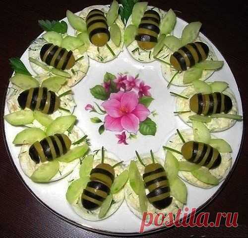 Удивительные пчелки