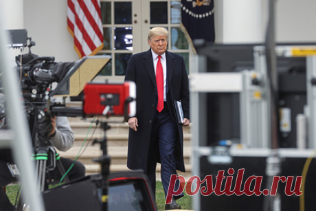 Стало известно о тайных советниках Трампа в годы его президентства. Ведущие телеканала Fox News оказывали существенное влияние на Дональда Трампа в годы, когда он занимал пост президента США, и фактически были его тайными советниками. Об этом стало известно The Washington Post. Так, по данным газеты, наибольшим влияниям пользовались Шон Хэннити, Джанин Пирро, Лу Доббс и Лора Ингрэм.