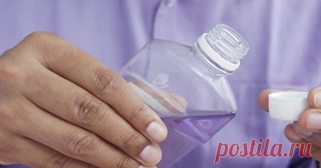 Жидкость для полоскания рта оказалась эффективной в подавлении коронавируса Такой эффект наблюдался при всех известных штаммах ковида.