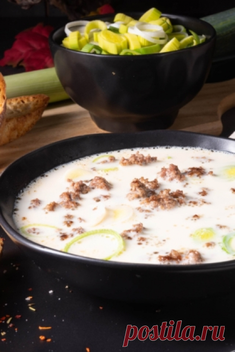 Немецкий сырный суп с говядиной, сливками и пореем: рецепт — Лайфхакер