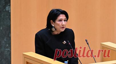 Президент Грузии заявила о намерении наложить вето на закон об иноагентах. Президент Грузии Саломе Зурабишвили сообщила, что наложит вето на законопроект об иноагентах в случае его принятия в трёх чтениях. Читать далее