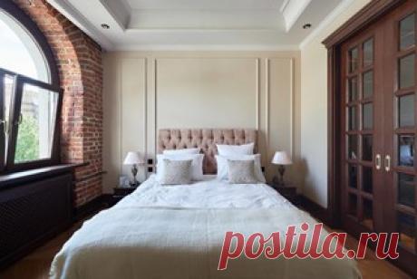 Houzz тур: Кирпич и амбарная доска в сталинской пятиэтажке