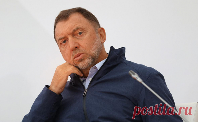 СБУ предъявила Дерипаске подозрения по трем статьям. СБУ также задержала главу Глуховского карьера кварцитов, которого считает связанным с Дерипаской. В пресс-службе бизнесмена заявили, что он не имеет отношения к компании, а обвинения Киева назвали «попыткой давления США»