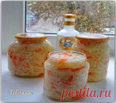 Очень вкусная хрустящая квашеная капуста в рассоле