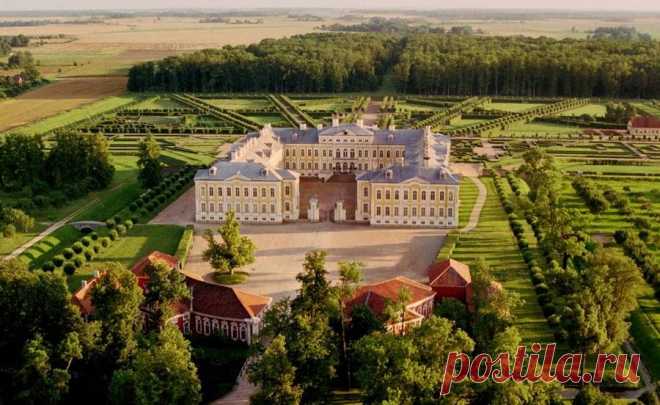Рундальский дворцово-парковый ансамбль, Латвия