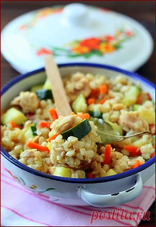 КАША ИЗ ПЕРЛОВКИ С ОВОЩАМИ И ТУНЦОМ