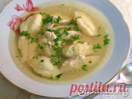 Куриный бульон с манными клецками | Интересные рецепты