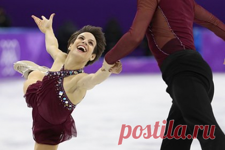 Канадская олимпийская чемпионка захотела провести награждение за счет России. Олимпийская чемпионка по фигурному катанию, канадка Меган Дюамель заявила, что нужно провести церемонию награждения победителей и призеров командного турнира Игр 2022 года в Пекине за счет России. Таким образом, она прокомментировала новость о потерях Международного союза конькобежцев (ISU) из-за недопуска россиян.