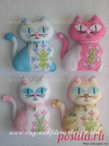 Фетровые коты и кошечки