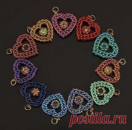 Сердечки из бисера