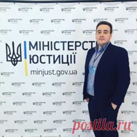 (2) Facebook