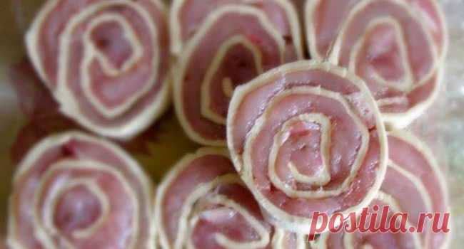 Куриные рулетики в слоеном тесте | Четыре вкуса