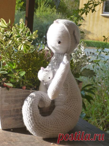 hippocampe Sepp poupée Lalylala et son bébé Jolies poupées daprès Lalylala, maman et bébé sont prêts pour la baignade de câlins. Fabriquées avec grand soin et plaisir.  perles roses à surveiller laine Stylecraft 100% Premium acrylique hypoallergénique lavable 30° Yeux securit US ouate GB lavable, inodore, sans poussière  envoi gratuit en France envoi à linternational selon tarif en vigueur