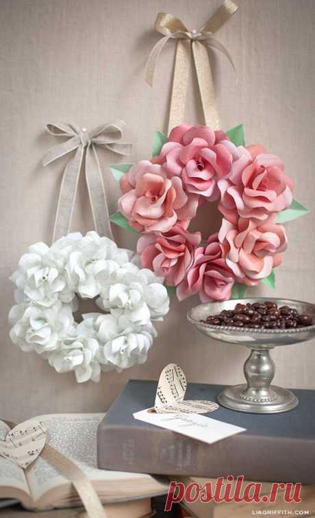 DIY Paper Rose Mini Wreath