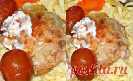 Аромат этой нежной курочки быстро соберет всех за столом!