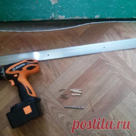 Полезный совет: как прикрепить отстающий от пола линолеум