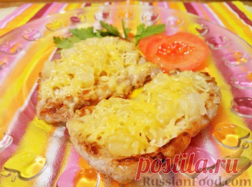 Рецепт: Свиные отбивные с ананасами и сыром на RussianFood.com