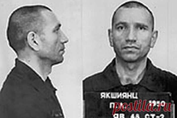 Под прикрытием живого коридора В 1988 году террористы взяли в заложники четвероклассников школы №42 города Орджоникидзе. У властей они потребовали оружие, доллары и самолет.Начать жизнь