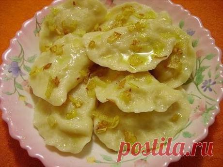 Как приготовить вареники, которые никогда не развариваются - рецепт, ингредиенты и фотографии