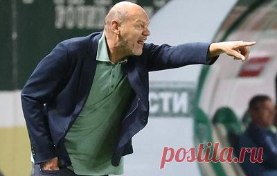 Ромащенко покинул пост главного тренера футбольного клуба "Урал". Команда занимает второе место в таблице Первой лиги