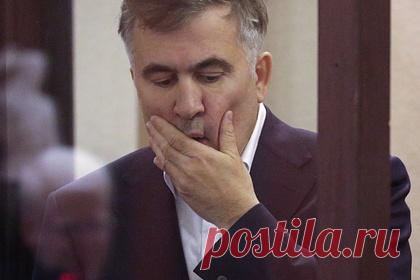 Лидера Грузии призвали сделать «хоть одно хорошее дело» и помиловать Саакашвили. Известный артист Вахтанг Кикабидзе обратился к президенту Грузии Саломе Зурабишвили с призывом сделать «хоть одно хорошее дело» и помиловать заключенного экс-лидера страны Михаила Саакашвили. Деятель культуры, являющийся депутатом парламента страны, отметил, что обсудил с главой государства тему Украины.