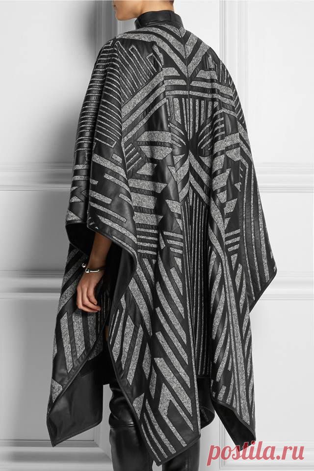 Накидка от Roberto Cavalli / Аппликации / ВТОРАЯ УЛИЦА