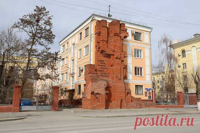 Прогулка по Волгограду. Дом Павлова и мельница Гергардта