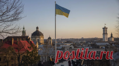 На Украине призвали приступить к «наступательной украинизации» страны. Украине необходимо оставить позади «оборонительную» и приступить к «наступательной украинизации» страны. Читать далее