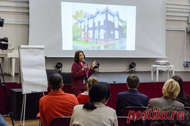 Лица городов. В Самаре спасают исторические здания от ковша экскаватора. Дома исторического значения – лицо любого города. Однако зачастую их не восстанавливают, а сносят. Как решить проблему? Этим вопросом серьёзно озабочены в Самаре.