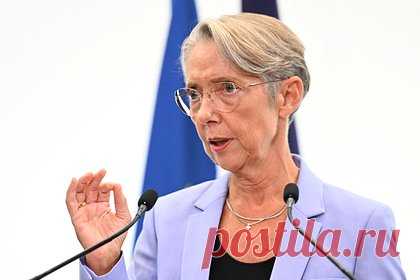 Во Франции оценили связь Британии с терактами на «Северных потоках». Премьер-министр Франции Элизабет Борн прокомментировала заявление Минобороны России о том, что Великобритания имеет отношение к терактам на газопроводах «Северные потоки». «Проводится расследование, и все, что было объявлено этим утром, лишено всякой кредитоспособности», — подчеркнула она во время визита в Лиссабон.