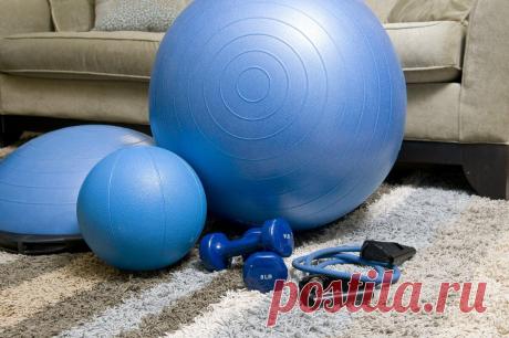 5 спортивных домашних тренажеров для тренировок дома. Упражнения станут разнообразнее и эффективнее
Домашние тренажеры. Источник: https://pixabay.com/ru/photos/дома-тренажеры-синий-тренажеры-1840858/ Домашние тренажеры. Источник: https://pixabay.com/ru/photos/дома-тренажеры-синий-тренажеры-1840858/ Чтобы оставаться в форме,...
Читай дальше на сайте. Жми подробнее ➡